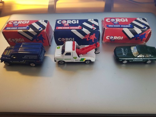 Corgi ford transit wrecker - corgi,