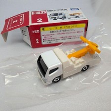 Tomica Mitsubishi Fuso Canter