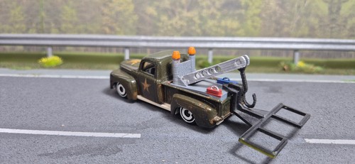 Hot wheels utility pick - utility, tow
